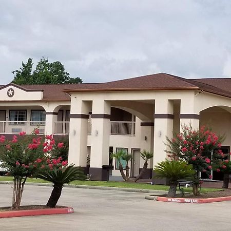 Homebridge Inn And Suites Beaumont Exteriör bild